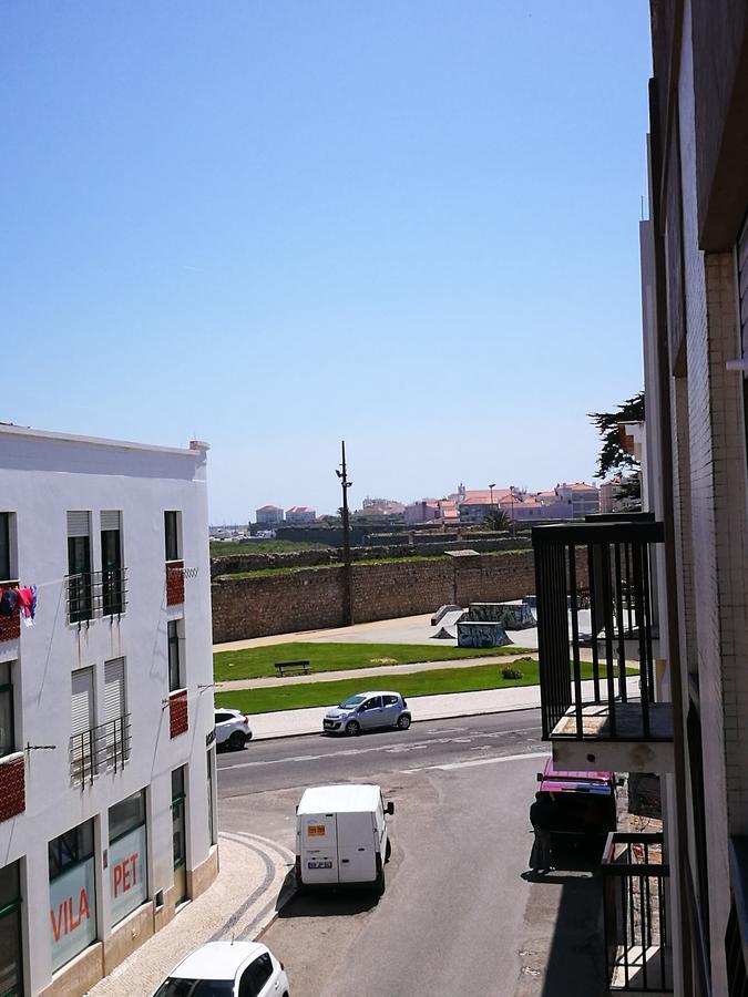 Ferienwohnung Peniche's Blue&White Exterior foto