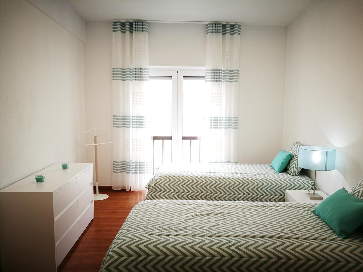 Ferienwohnung Peniche's Blue&White Exterior foto