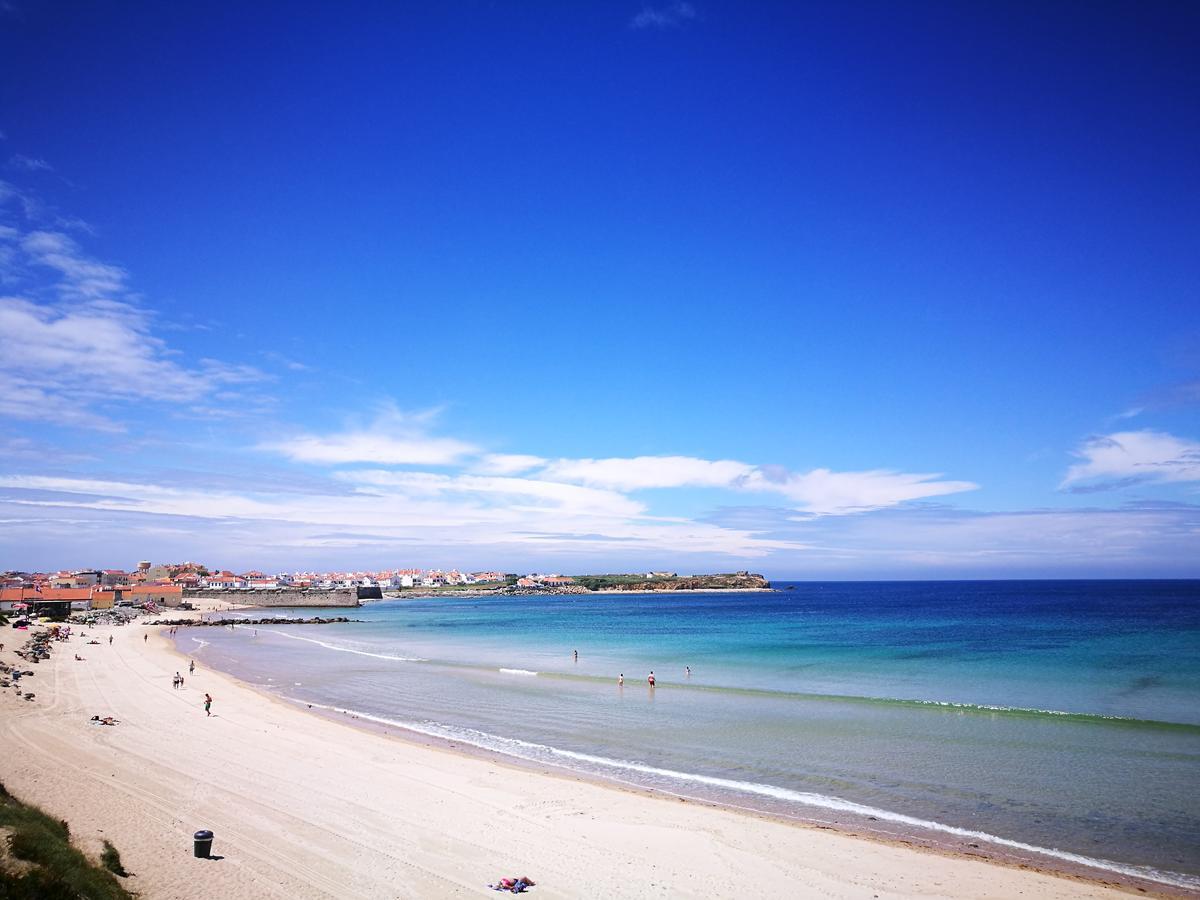 Ferienwohnung Peniche's Blue&White Exterior foto